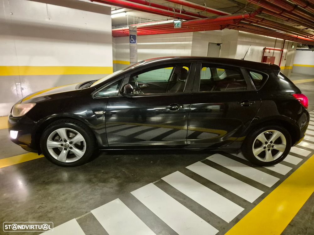 Opel Astra 1.7 CDTI Enjoy - 1