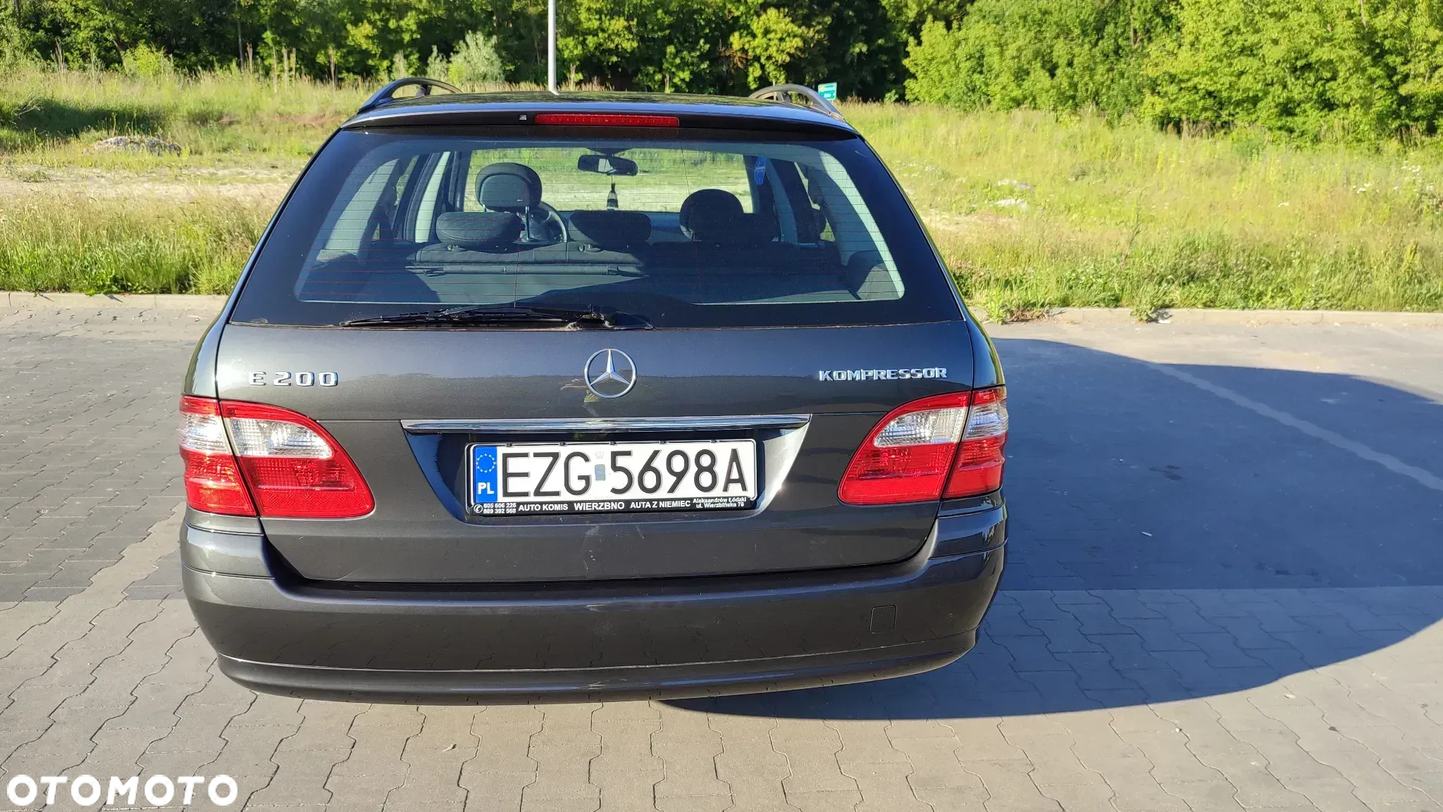 Mercedes-Benz Klasa E 200 T Kompressor Automatik Classic - 26