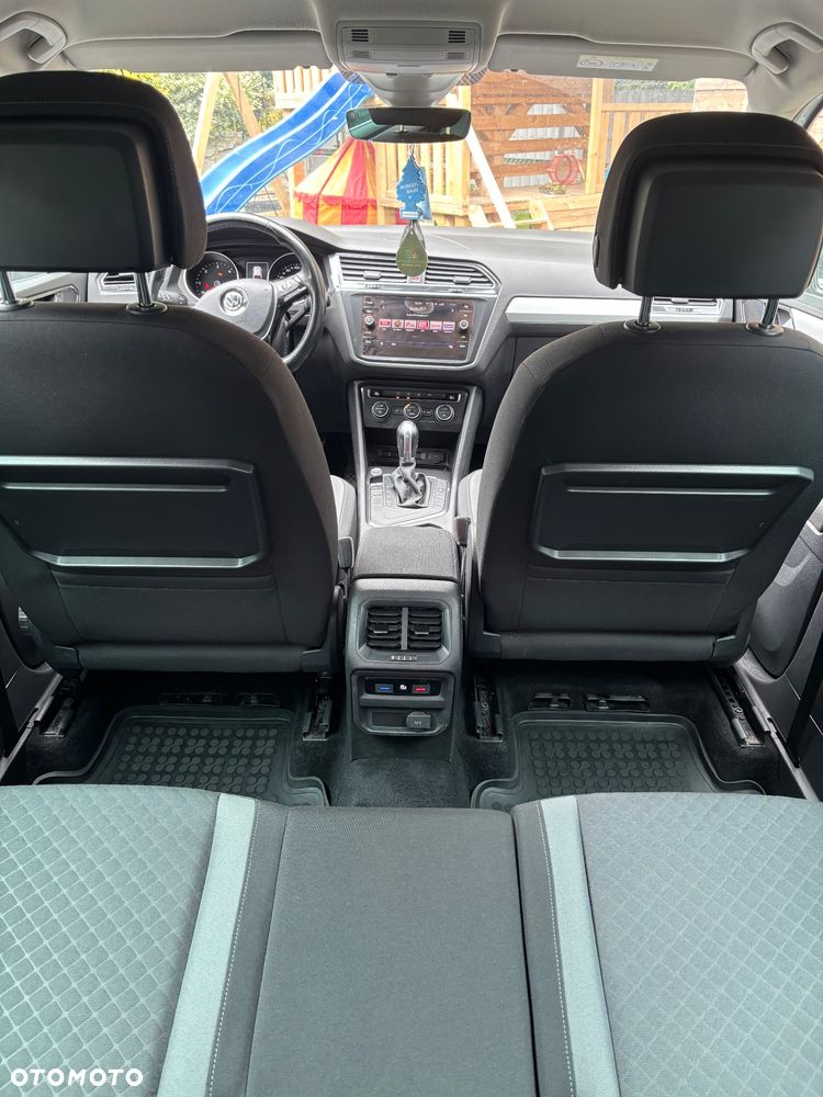 Volkswagen Tiguan - 14