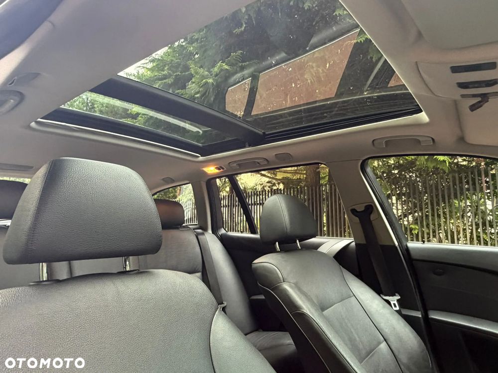 BMW Seria 5 525d - 19