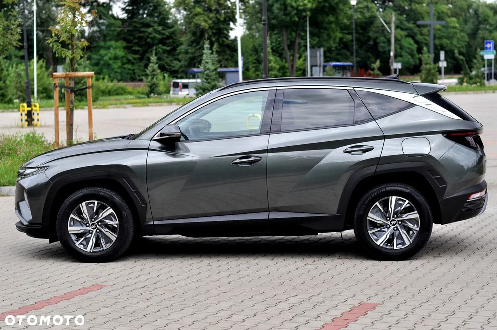 Hyundai Tucson 1.6 T-GDi HEV Executive 2WD - 11