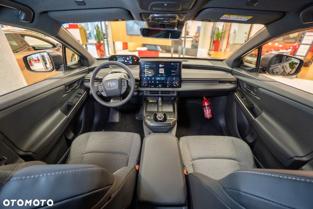 Toyota bZ4X 73.1kWh Style - 6