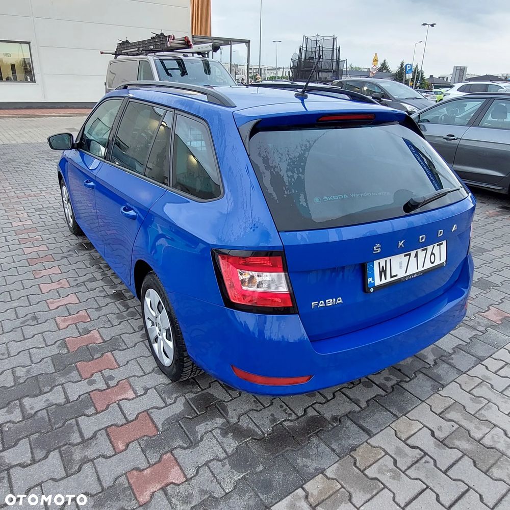 Skoda Fabia 1.0 Ambition - 11