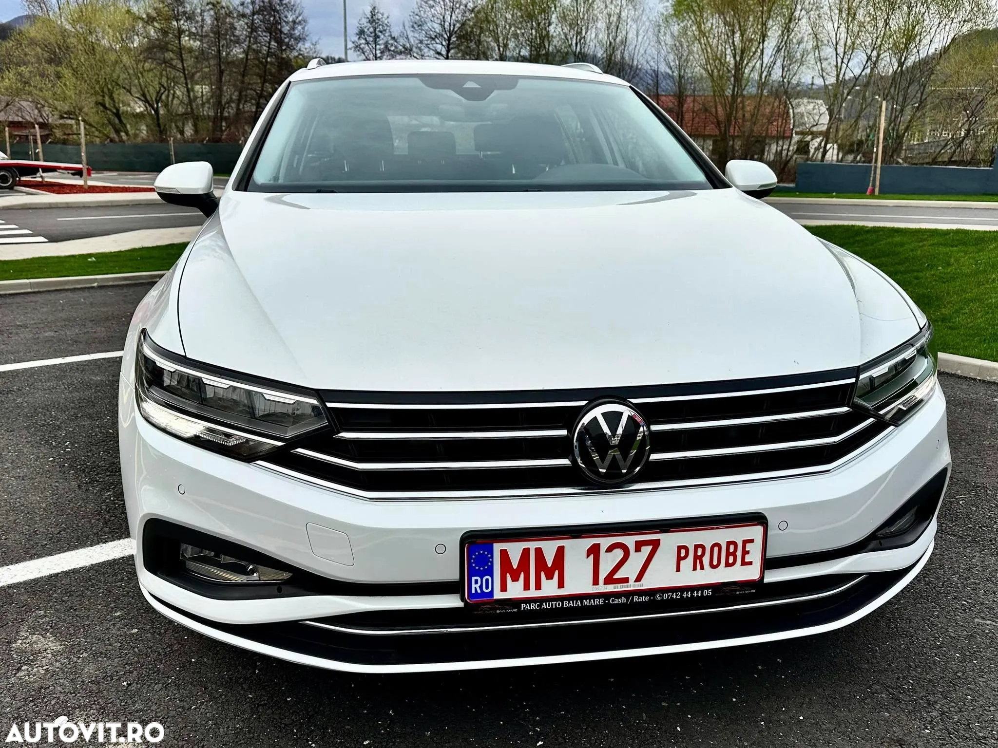 Volkswagen Passat Variant 2.0 TDI SCR DSG BlueMotion Highline - 4