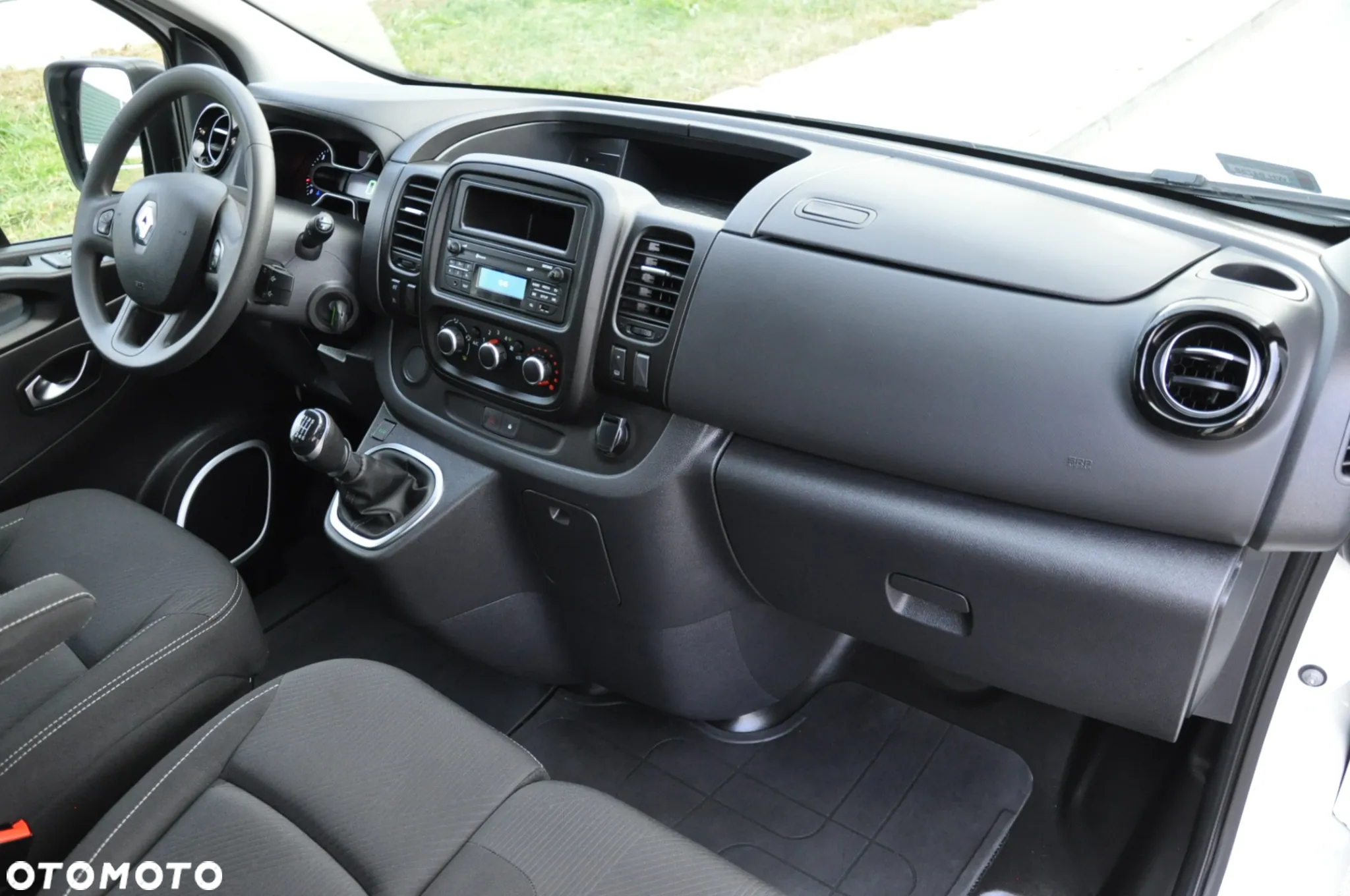 Renault Trafic - 19