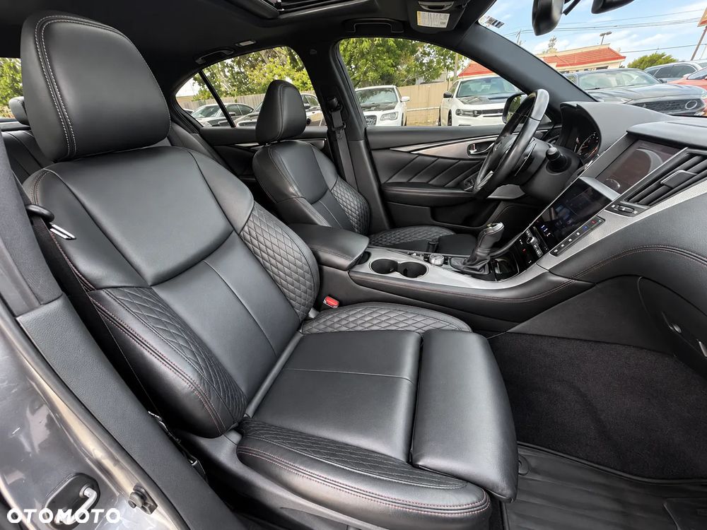 Infiniti Q50 Q50(S) 3.0t Sport Tech - 24