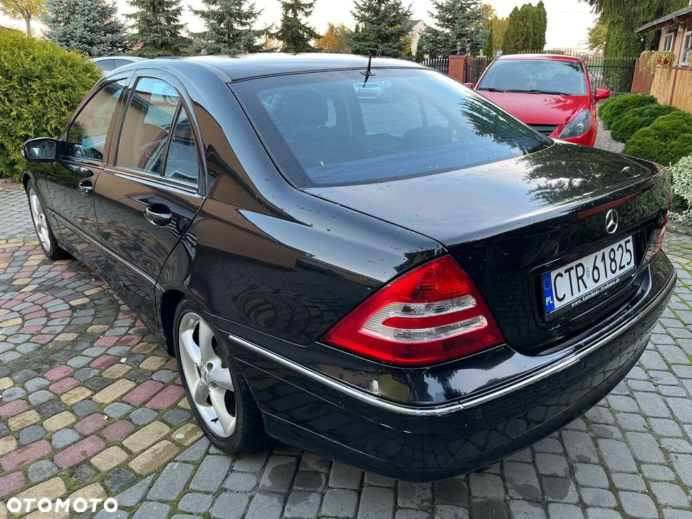 Mercedes-Benz Klasa C 220 CDI Automatik Avantgarde DPF - 7