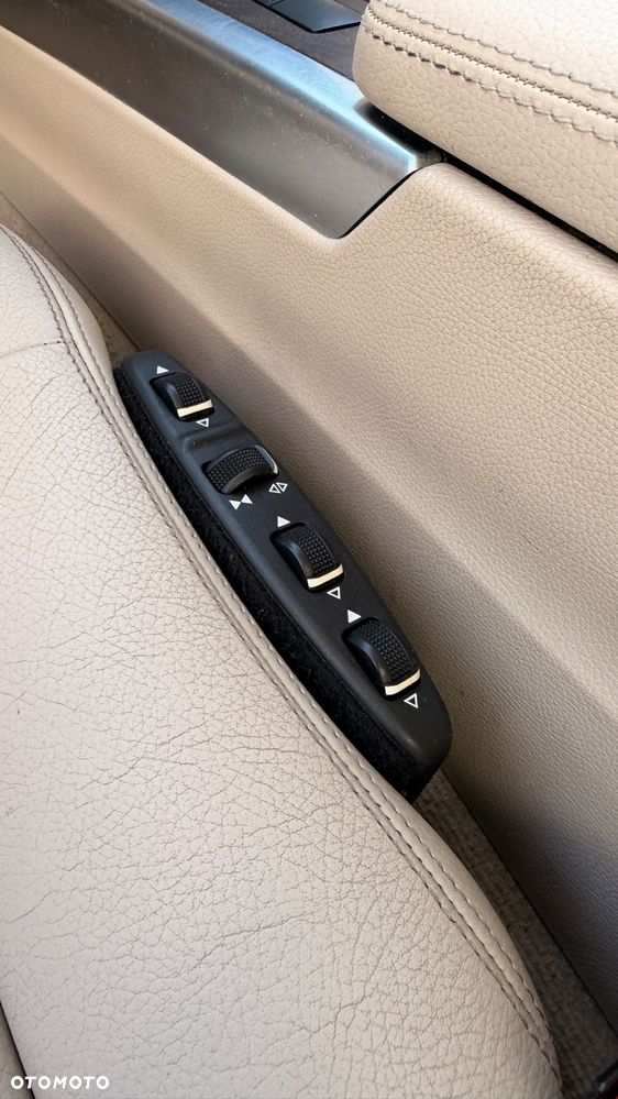 Mercedes-Benz Klasa E 220 BlueTEC 9G-TRONIC Avantgarde - 17