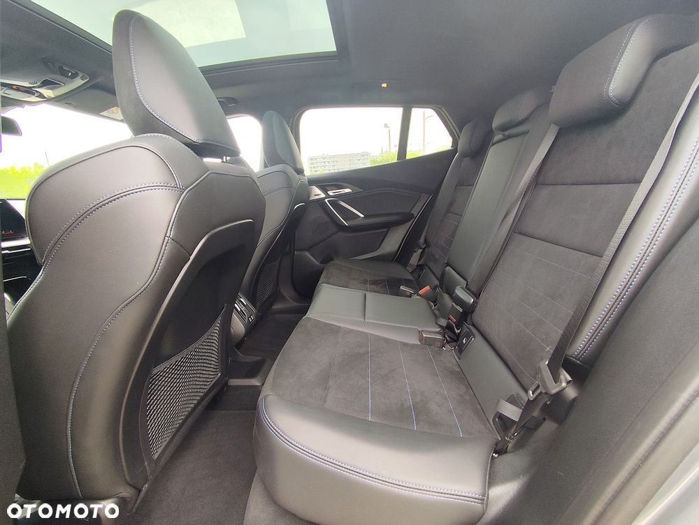 BMW iX2 xDrive30 66.5kWh M Sport Edition - 8
