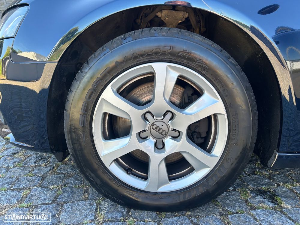 Audi A4 Avant 2.0 TDI exclusive - 24