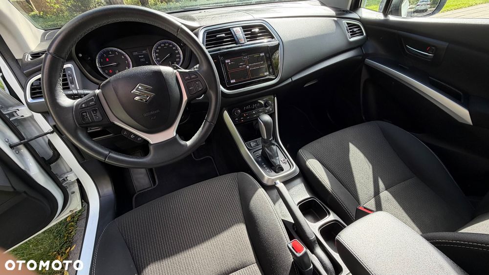 Suzuki S-Cross - 10