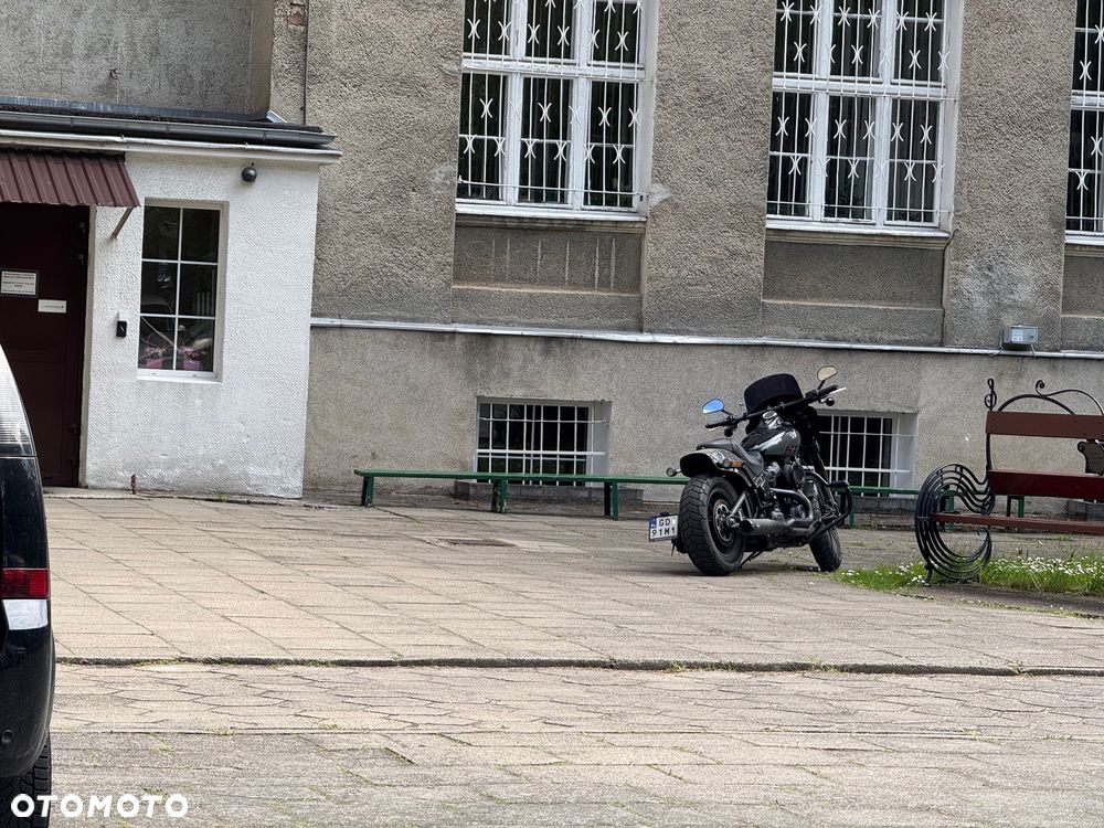 Harley-Davidson Softail Fat Bob - 16