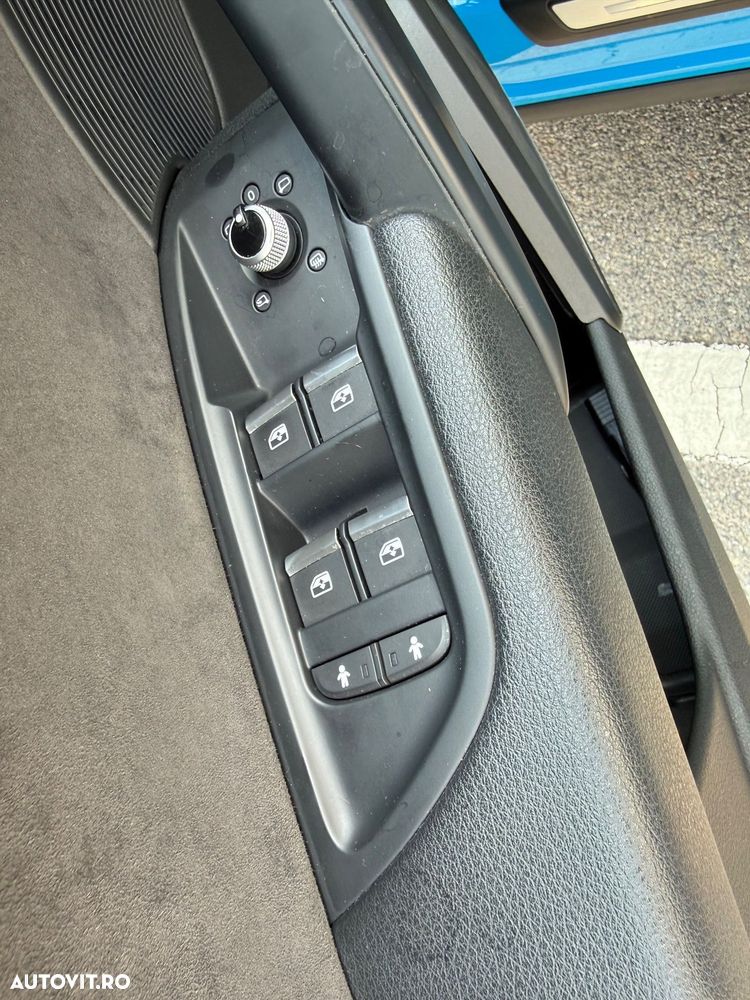 Audi Q5 55 TFSIe quattro S tronic S line - 14