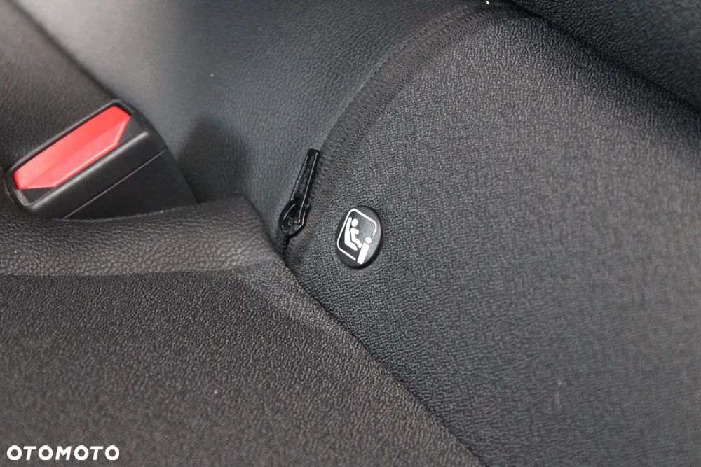 Opel Astra 1.2 T GS S&S - 28