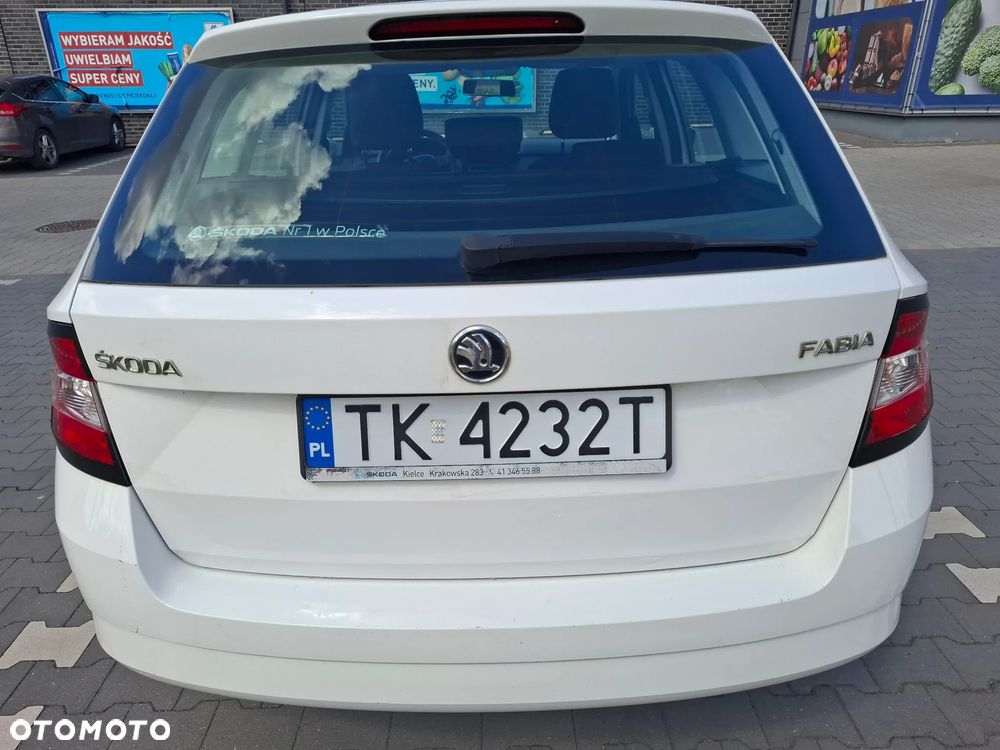 Skoda Fabia 1.0 TSI Active - 2