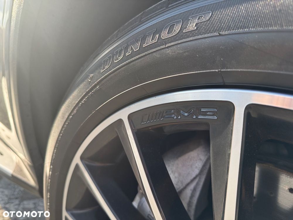 Mercedes-Benz GLC 300 4Matic 9G-TRONIC AMG Line - 14