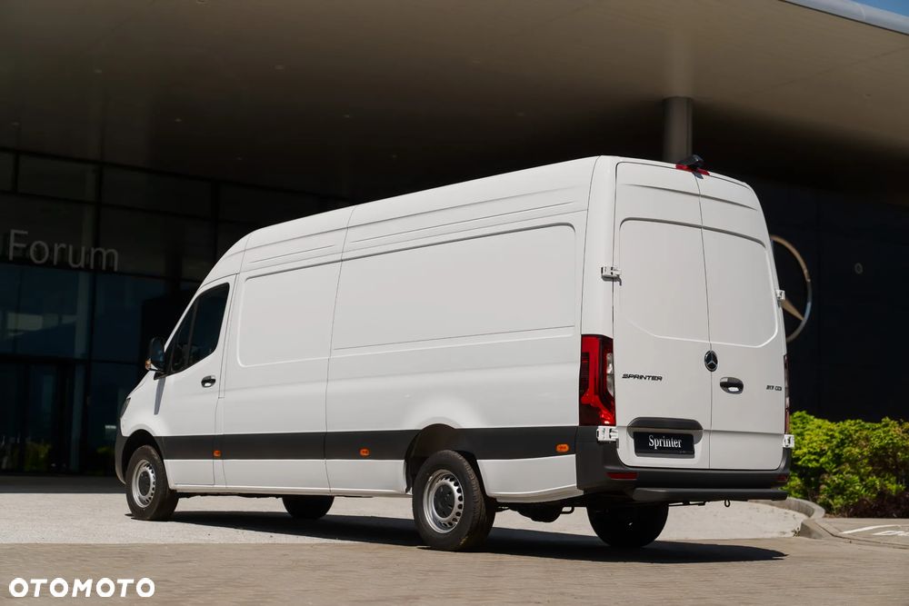 Mercedes-Benz Sprinter - 8