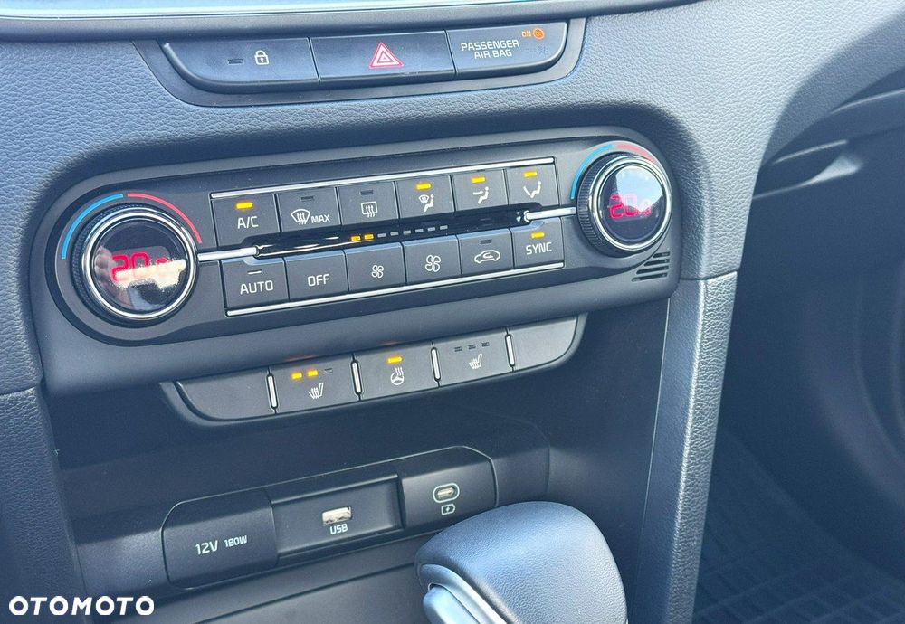Kia XCeed 1.5 T-GDI M DCT - 20