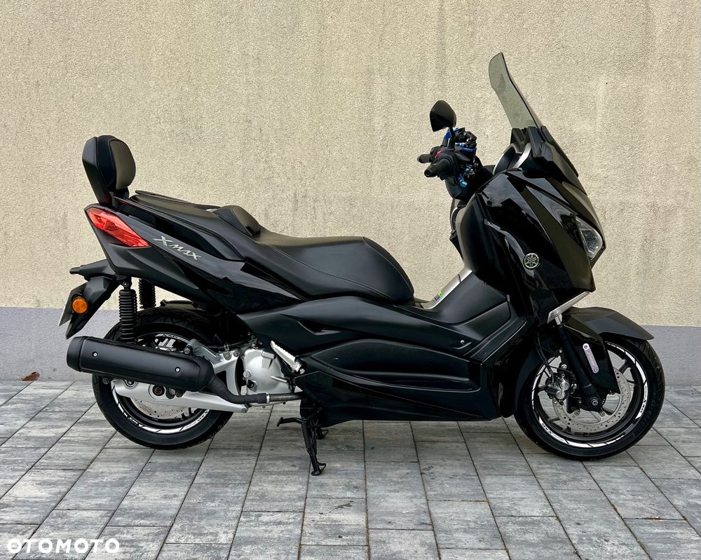 Yamaha X-max - 3