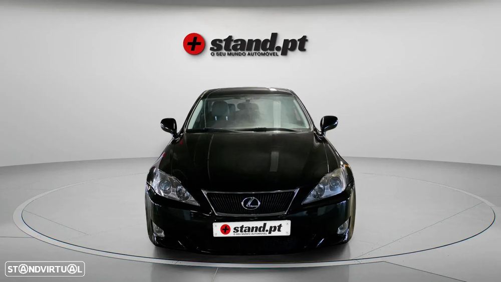 Lexus IS 220 d Executive Line - 2