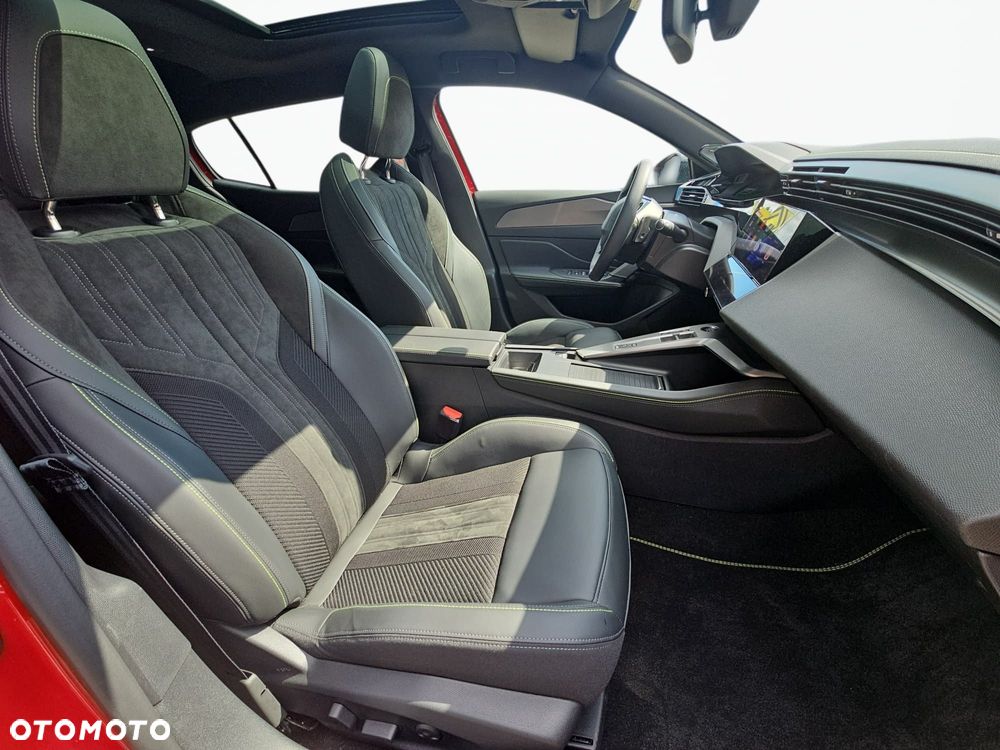 Peugeot 408 1.2 PureTech GT S&S EAT8 - 13