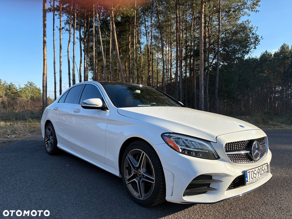 Mercedes-Benz Klasa C 300 9G-TRONIC AMG Line - 1