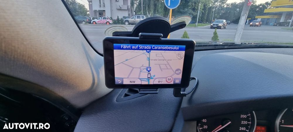 BMW X1 xDrive18d - 11