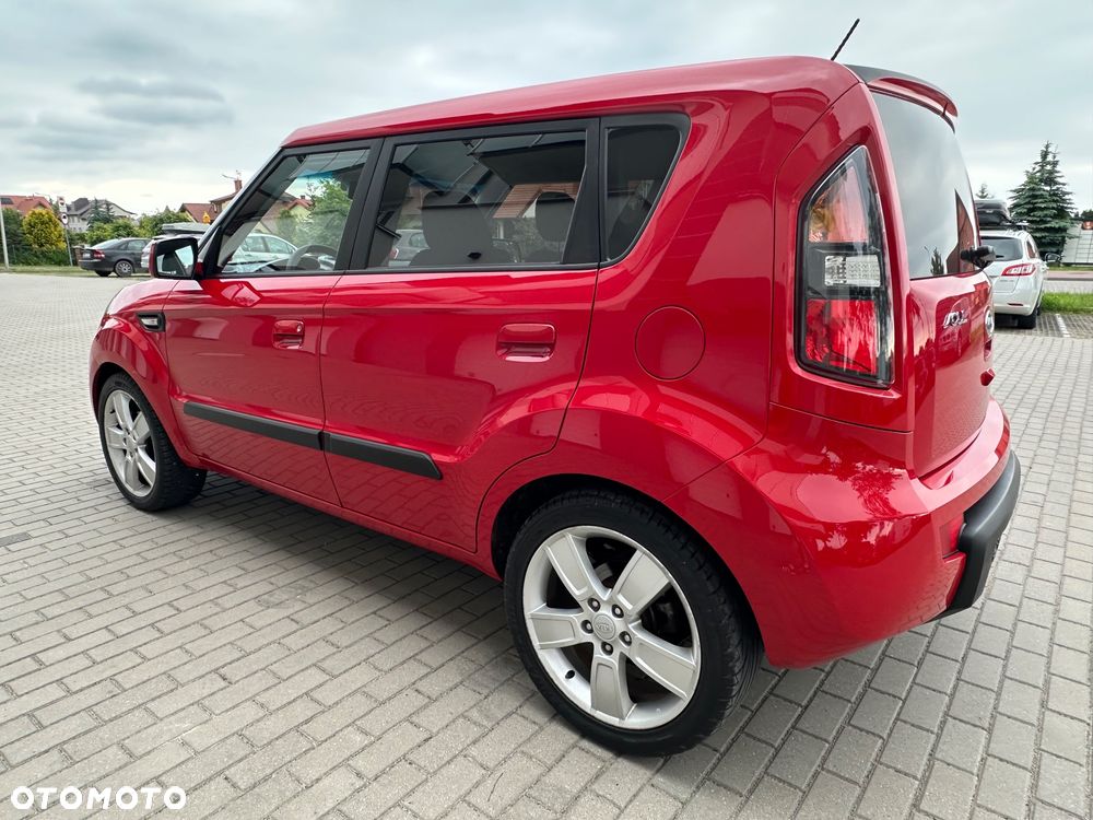 Kia Soul 1.6 L - 16