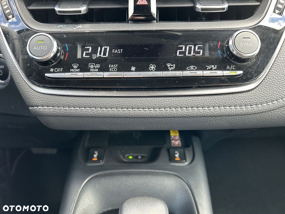 Toyota Corolla 1.8 Hybrid Style - 20