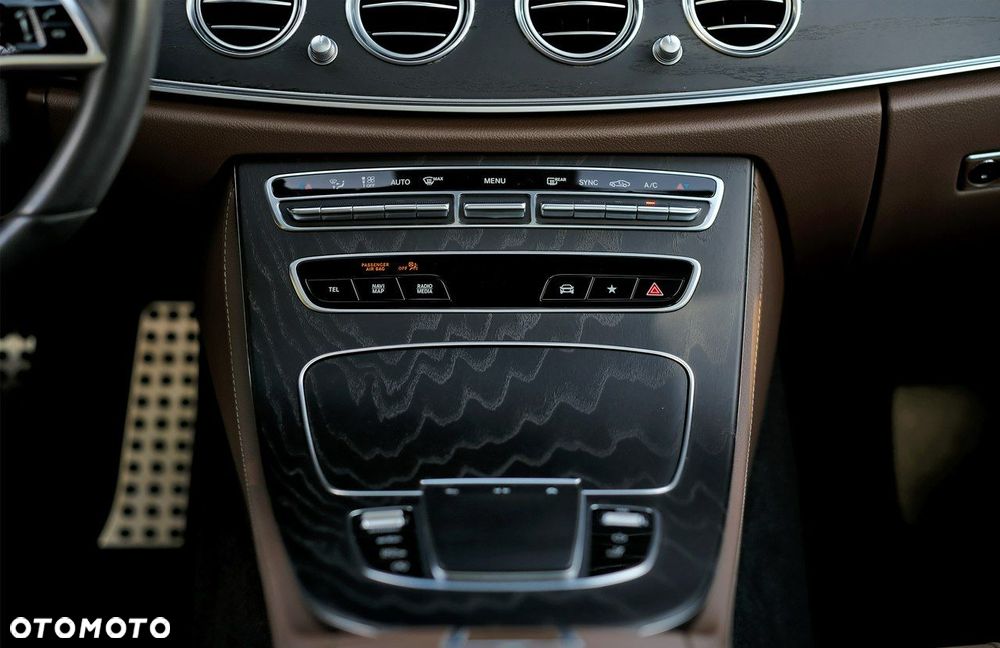Mercedes-Benz Klasa E 450 4-Matic All-Terrain Exclusive - 34