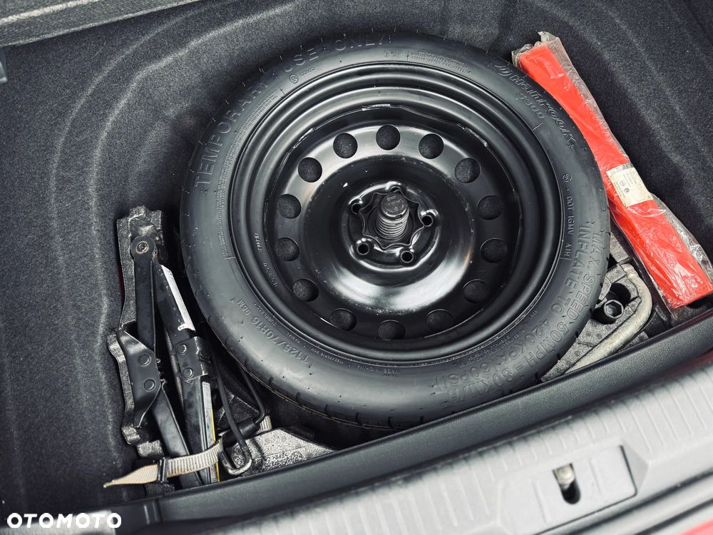 Volkswagen Golf - 17