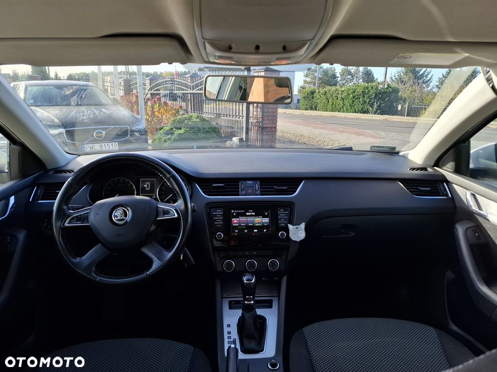 Skoda Octavia 2.0 TDI DSG Ambition - 15