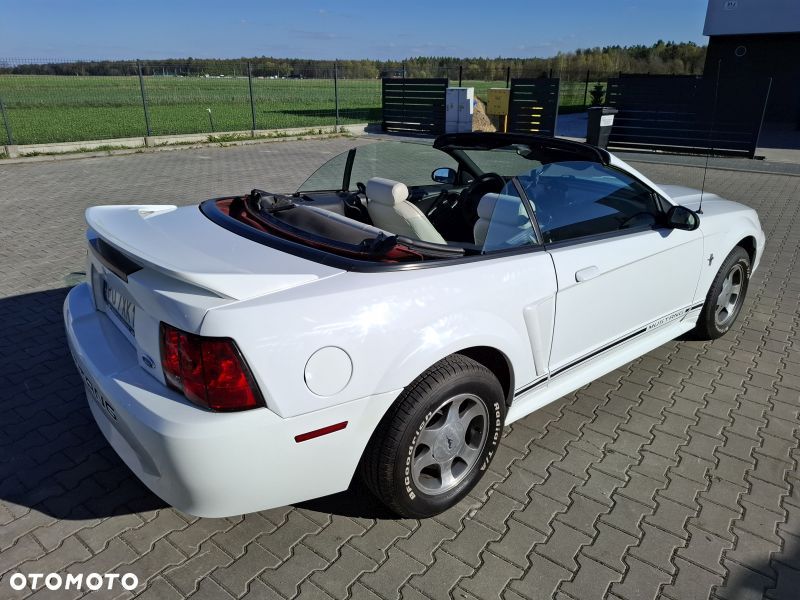 Ford Mustang 4.0 V6 - 35