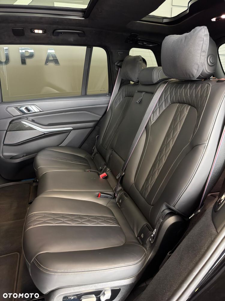 BMW X7 - 20