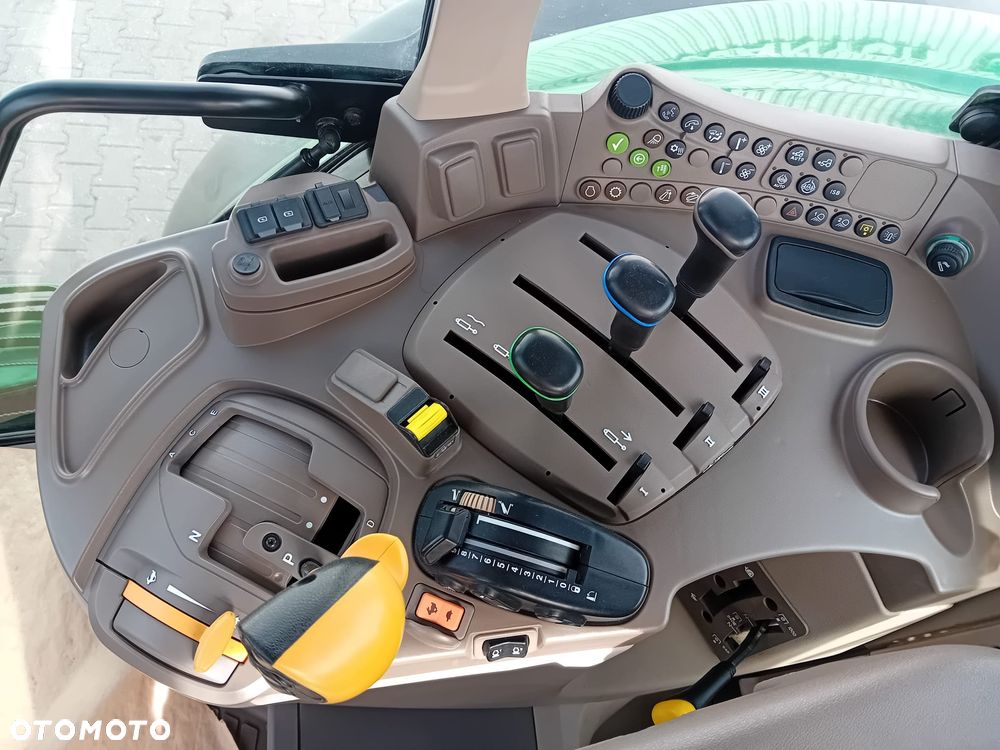 John Deere 6195M - 11