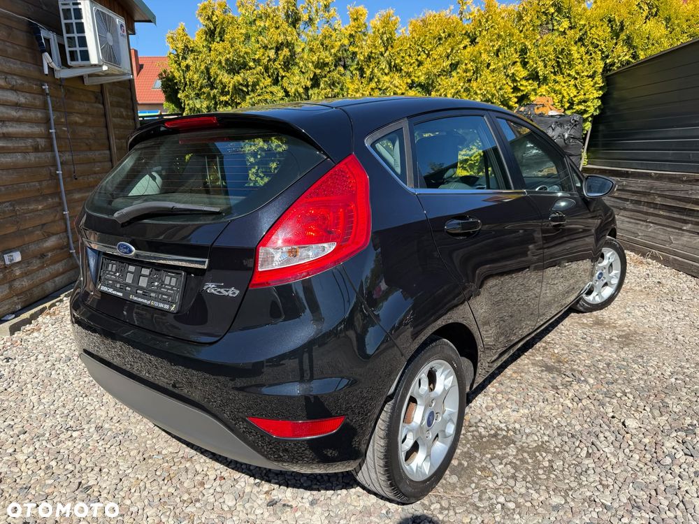Ford Fiesta 1.25 Titanium EU5 - 9