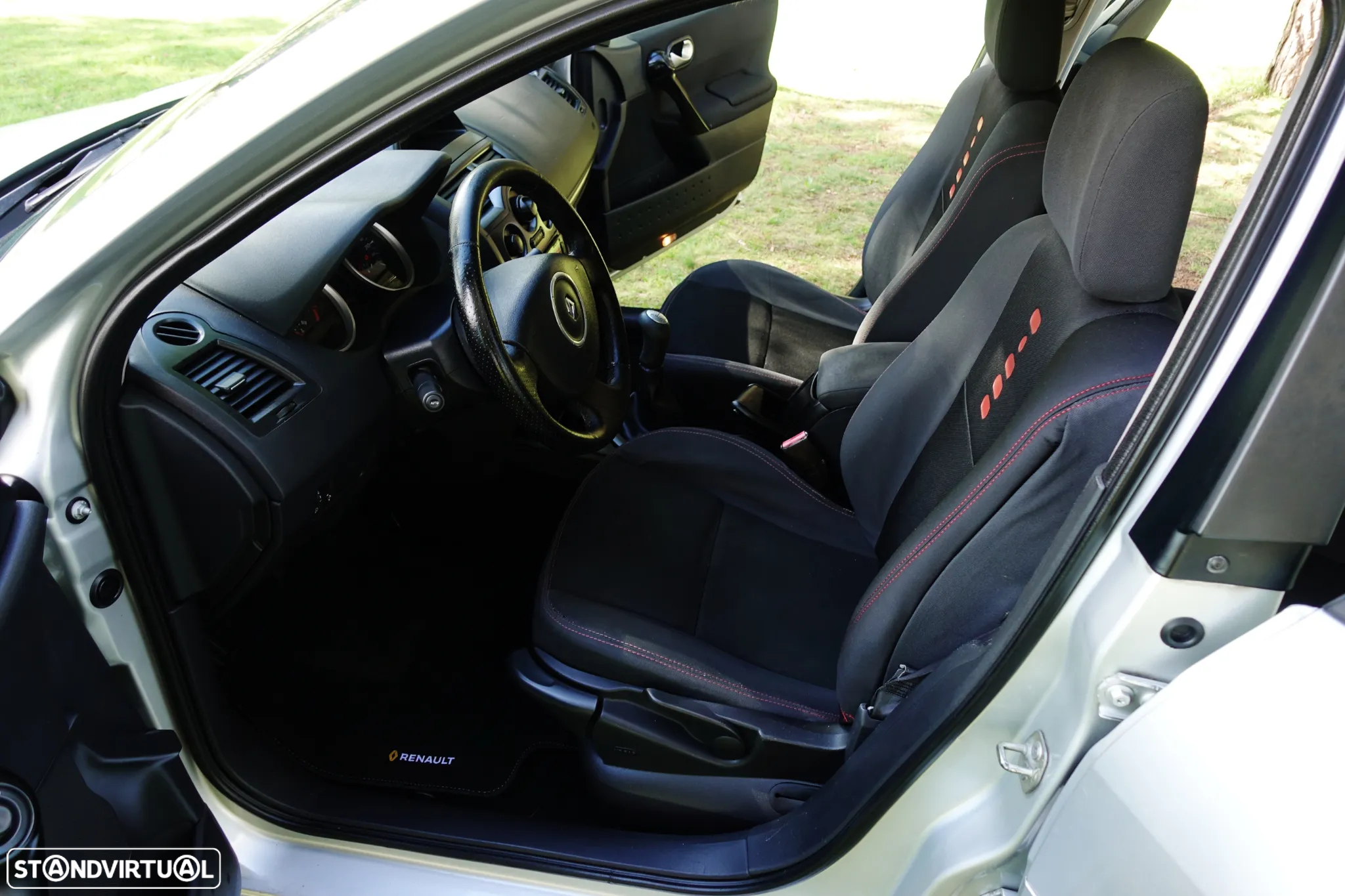Renault Mégane Break 1.5 dCi C Dynamique - 8