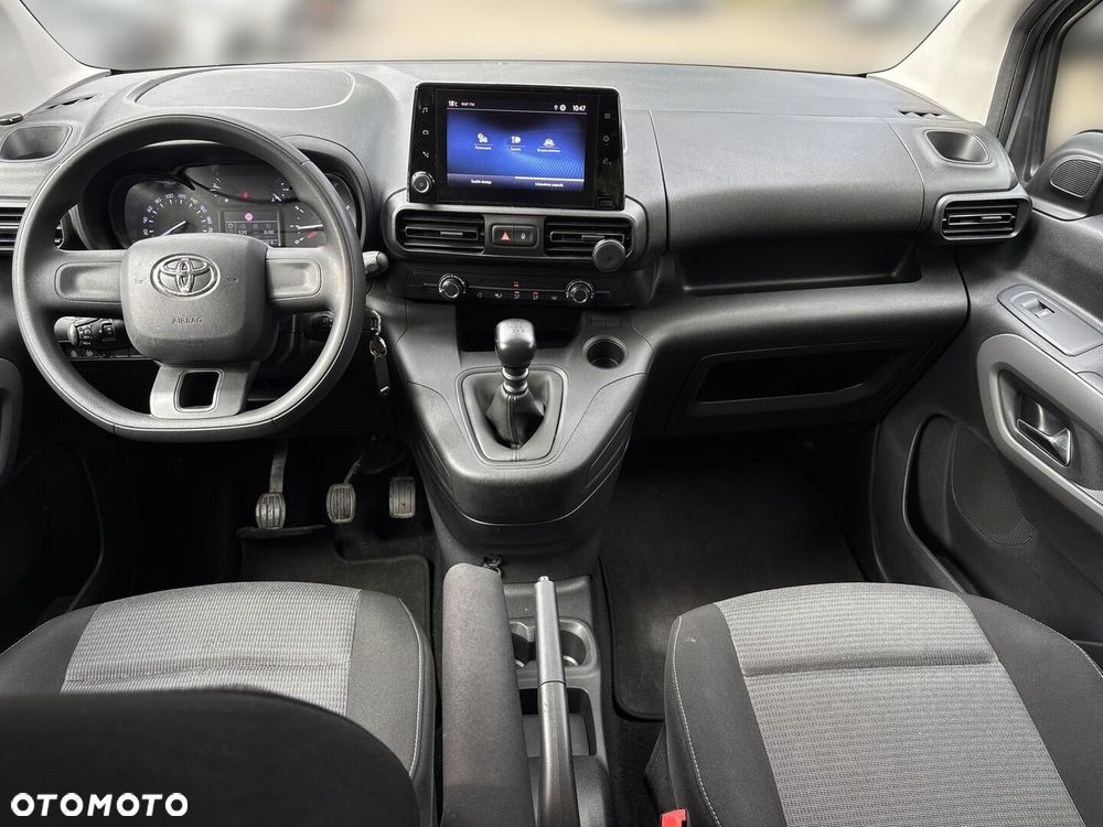 Toyota Proace City Verso 1.5 D-4D Business - 4