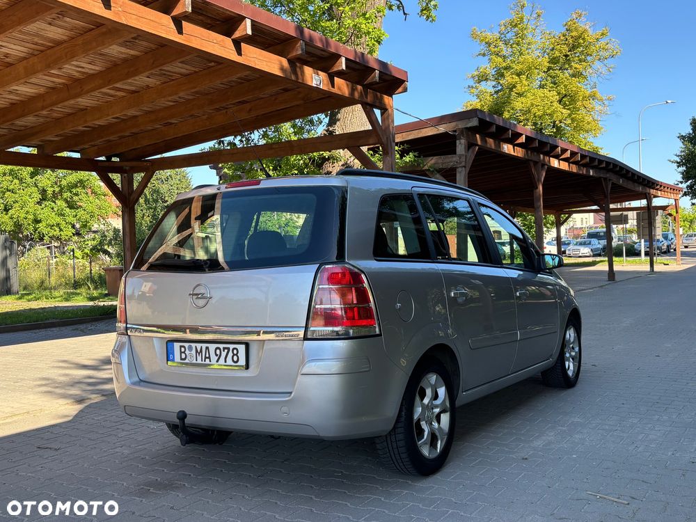 Opel Zafira 2.2 Selection - 10