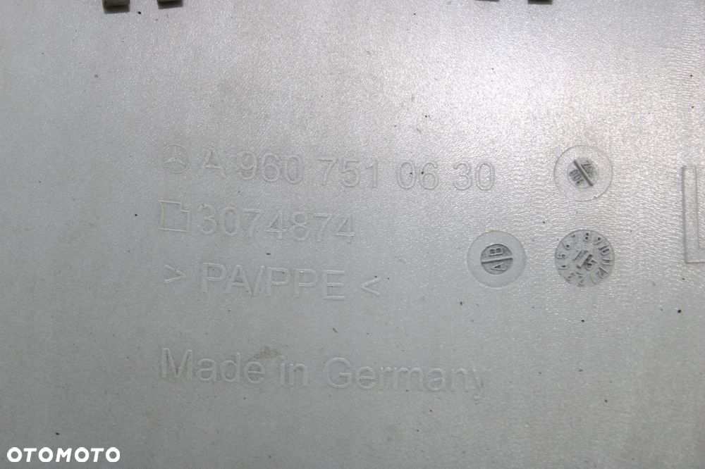 MERCEDES ACTROS MP4 NAROŻNIK KABINY LEWY A9607510630 BŁOTNIK OSŁONA LISTWA - 11
