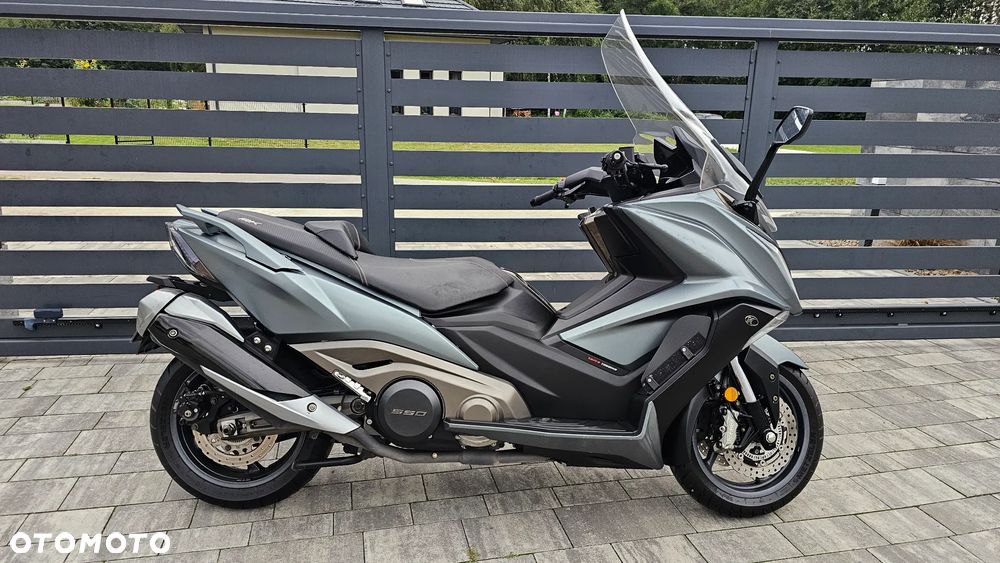 Kymco AK 550 - 4