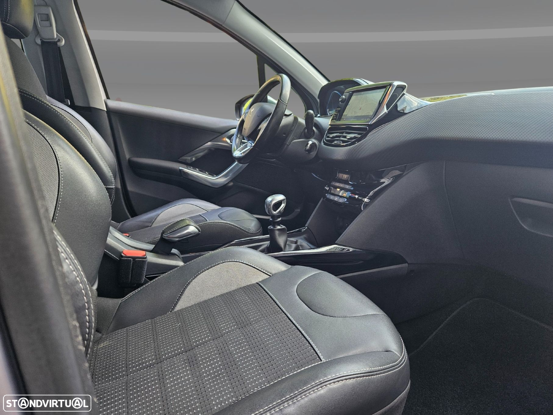 Peugeot 2008 1.6 BlueHDi Allure - 19