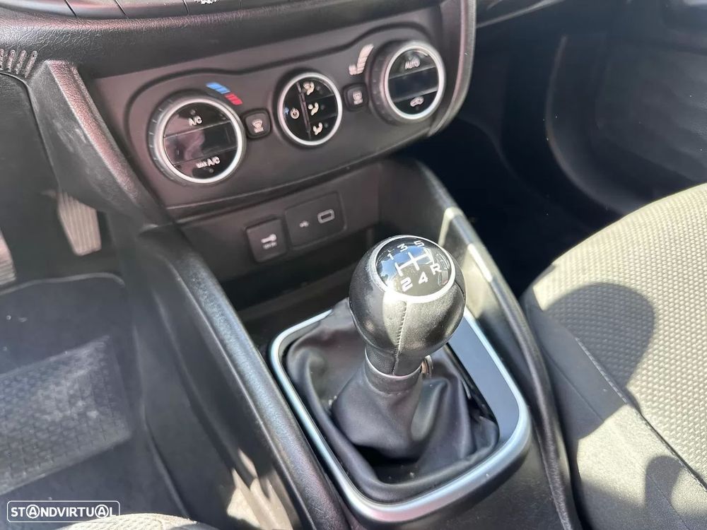 Fiat Tipo 1.3 MultiJet Sport - 28