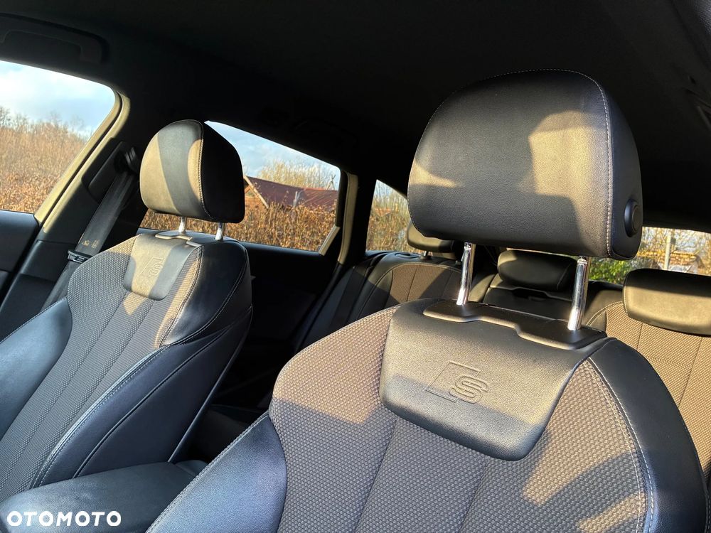 Audi A4 Avant 2.0 TDI ultra S tronic design - 12