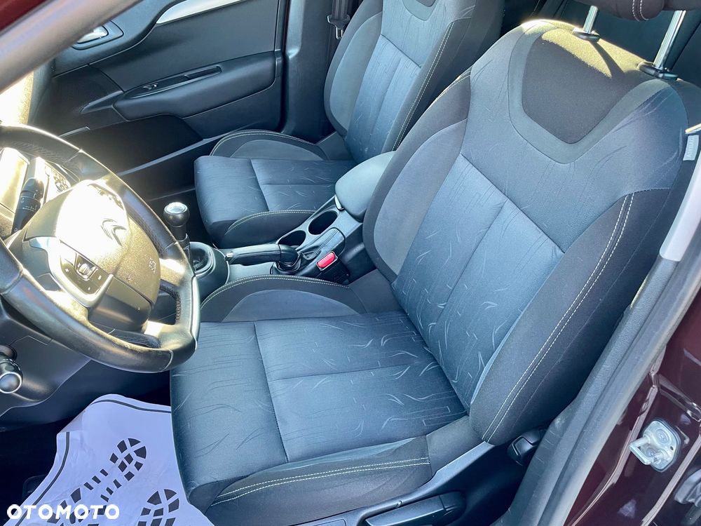 Citroën C4 VTi 120 Exclusive - 28