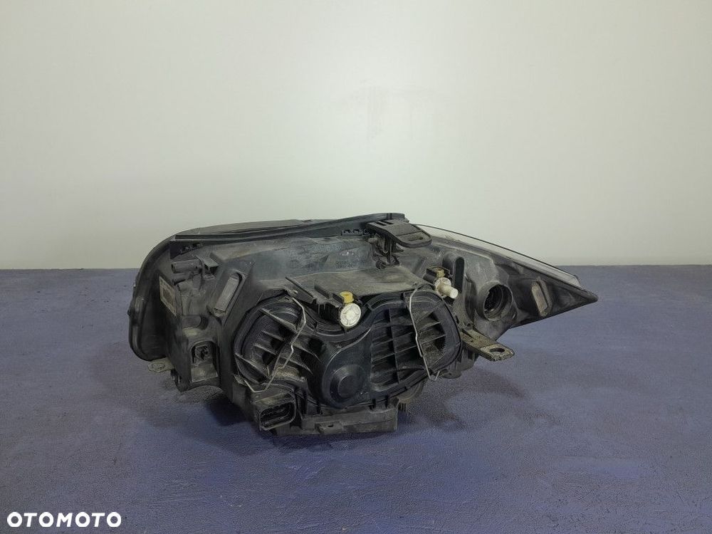 BMW 1 E87 LIFT REFLEKTOR LAMPA PRZÓD PRAWY 7193388 - 4