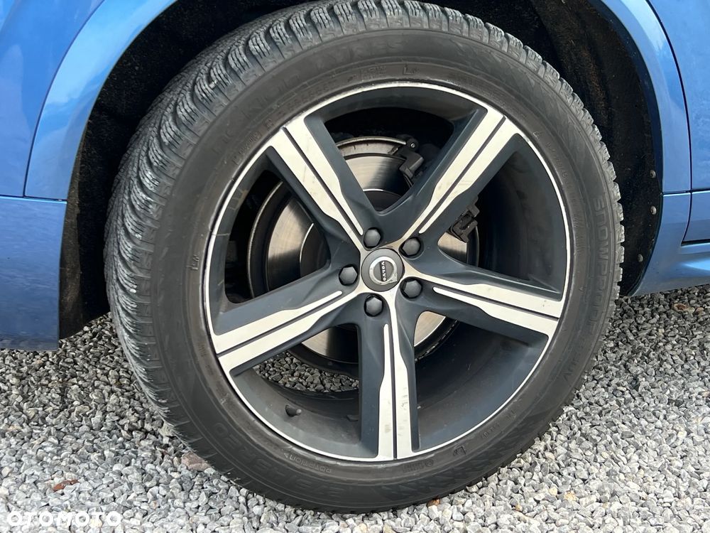 Volvo XC 90 D5 AWD R-Design 7os - 37