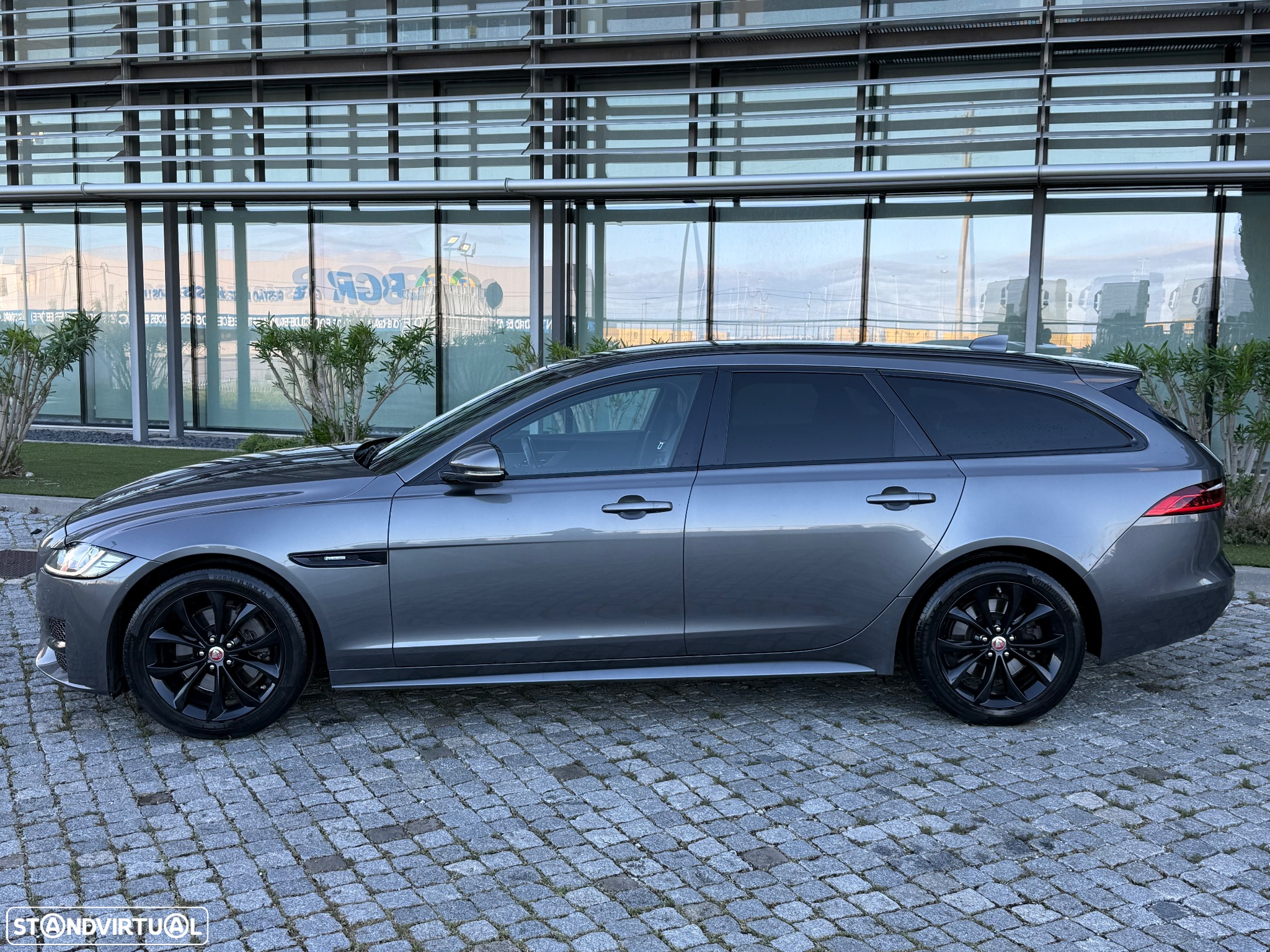 Jaguar XF Sportbrake 2.0 D R-Sport Aut. - 10