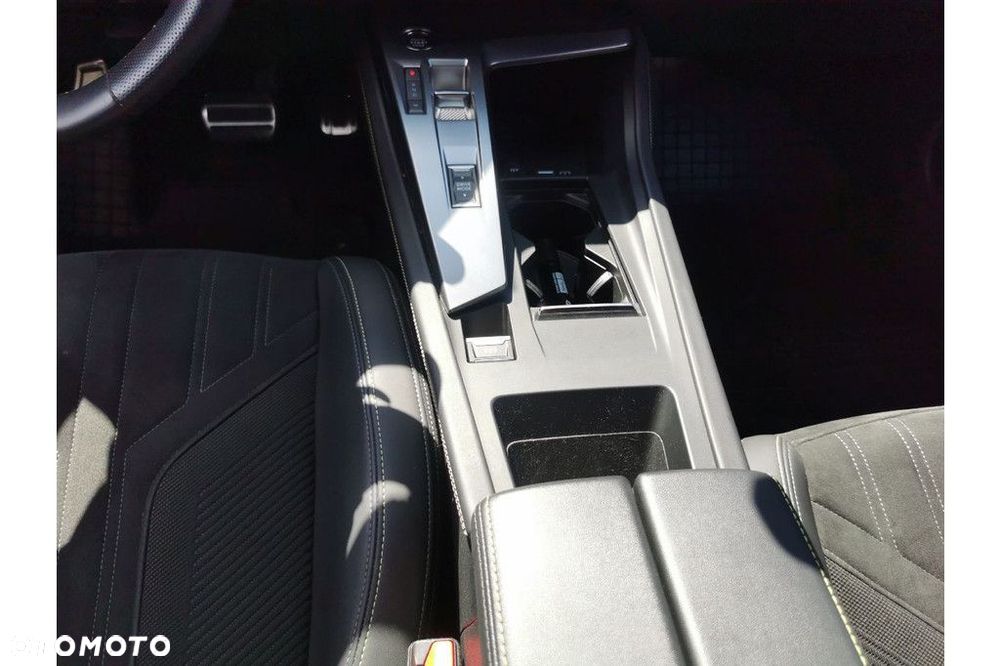 Peugeot 308 - 9