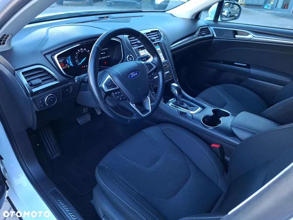 Ford Mondeo 2.0 Hybrid Titanium - 18